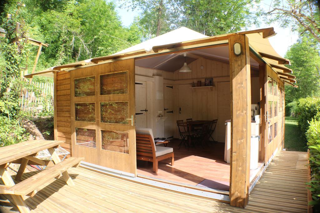 Saint-Constant Camping Moulin De Chaules מראה חיצוני תמונה